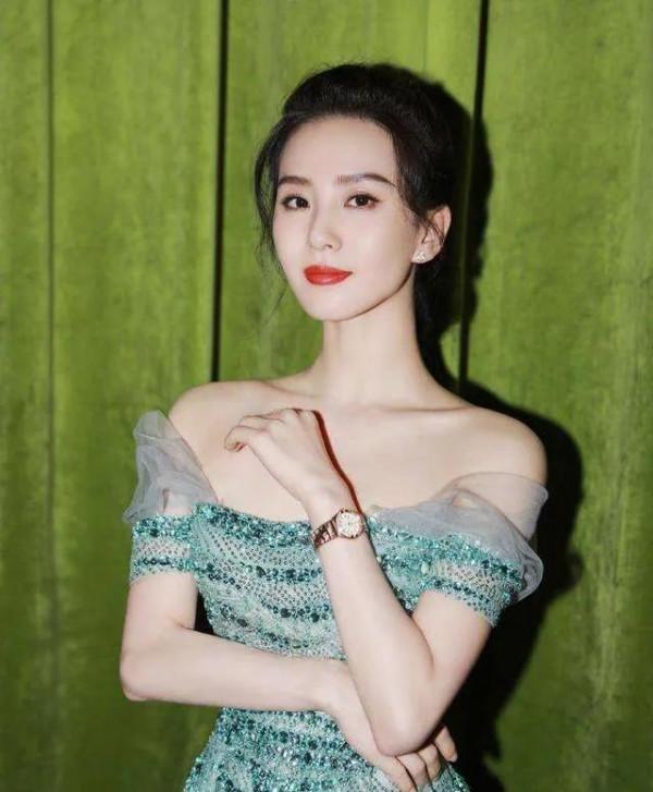 劉詩詩美圖集|劉詩詩讓我知道,原來生活真的可以過成童話的樣子 劉詩詩美圖集|劉詩詩讓我知道,原來生活真的可以過成童話的樣子