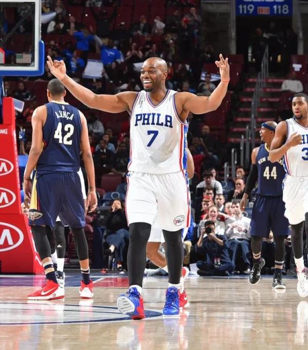 被打掉門牙後仍有溫暖的微笑,“神鳥”蘭德里低開高走的職業生涯 被打掉門牙後仍有溫暖的微笑,“神鳥”蘭德里低開高走的職業生涯