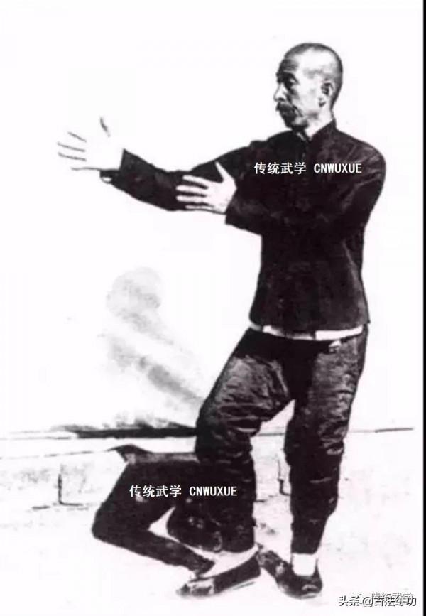 太極步法詳解：提腳不蹬落腳無聲