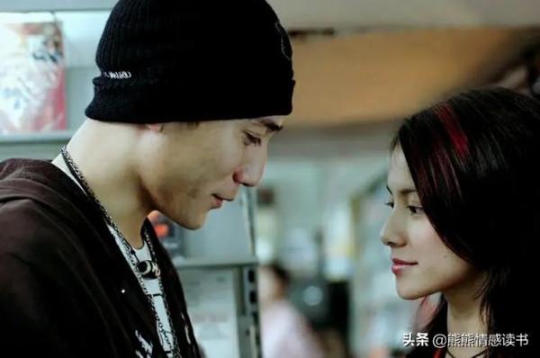 《米尼》：女演員沉迷在對二混子的愛戀裡無法覺醒，原因令人深思