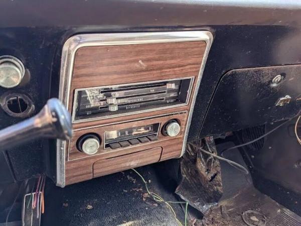 被時間遺忘的1967 年龐蒂亞克火鳥，經過修復即可重新上路行駛