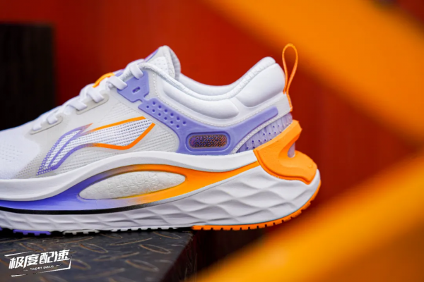 奔跑中的維他命！李寧跑鞋全矩陣解析