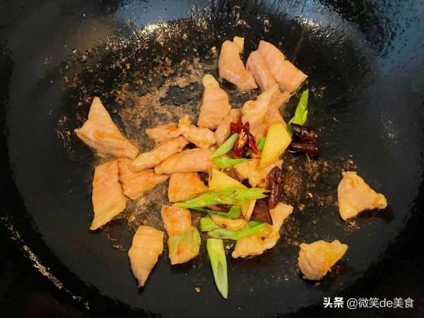 菜花炒前一定不要焯水，而是這樣處理，菜品才會脆嫩營養更鮮香