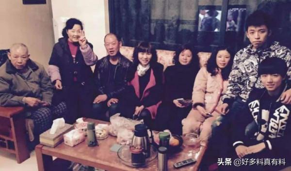 王俊凱的媽媽是誰 遺傳了母親高顏值的他現狀如何