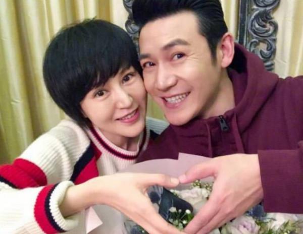 至今恩愛的10對明星夫妻，各有各的幸福，最長相戀47年，最短15年