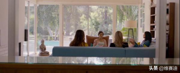 豆瓣3.9，把國內大城市黑成城鄉結合部，導演怕不是還活在清朝吧