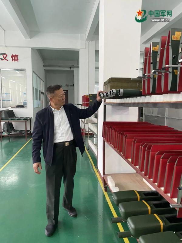 了不起的退役軍人：揹負幾千萬元債務，他堅決抵制境外引誘