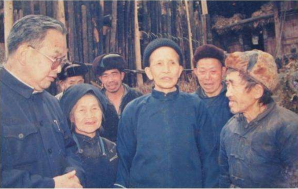 建國後抓捕的女匪首，95年對毛新宇時感慨：是主席給了我二次生命