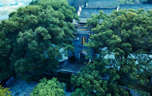 因蘇軾而火的江西名山，坐擁“千古奇音”，憑欄遠眺，風景宜人