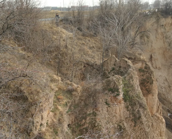 七萬露在荒野的白骨改寫了四個王國和華夏曆史，稷山玉璧古城
