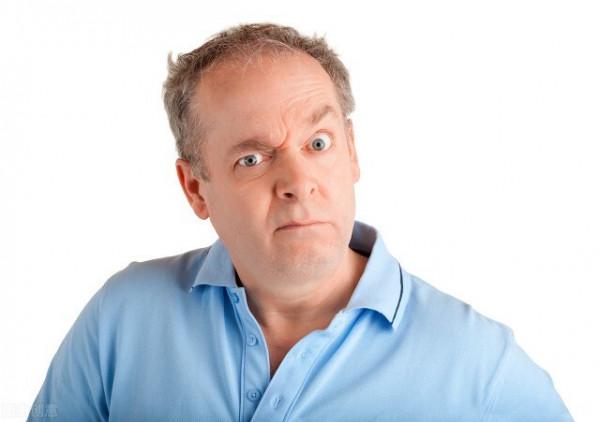 再婚AA制生活5年，老伴癱瘓後求照顧，61歲女人：可以，一天300元