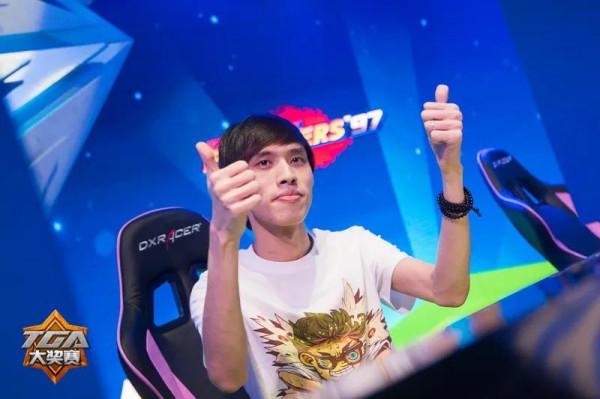 拳皇97那些高人氣的頂尖實力個性玩家