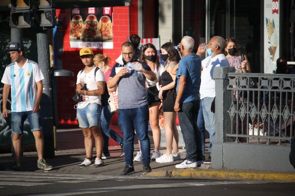 阿根廷首都天氣炎熱 氣溫高達40攝氏度