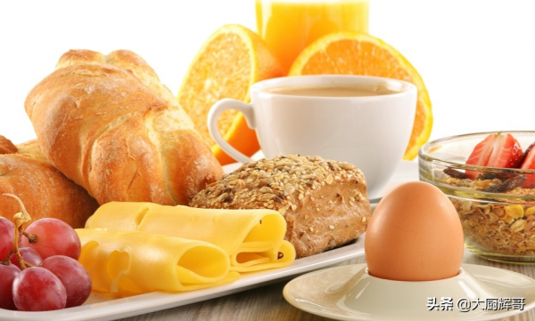 我家最愛的懶人早餐,十幾分鍾輕鬆搞定,太香了,孩子超愛吃 我家最愛的懶人早餐,十幾分鍾輕鬆搞定,太香了,孩子超愛吃