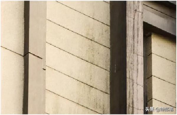 現在農村外牆為何多采用噴真石漆處理?5個原因使瓷磚不再是首選 現在農村外牆為何多采用噴真石漆處理?5個原因使瓷磚不再是首選