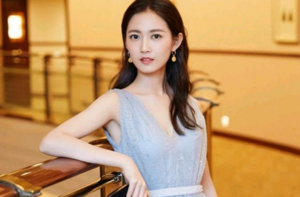 李易峰！《鏡雙城》定檔，又是一部虐戀大劇，網友：又有的看了