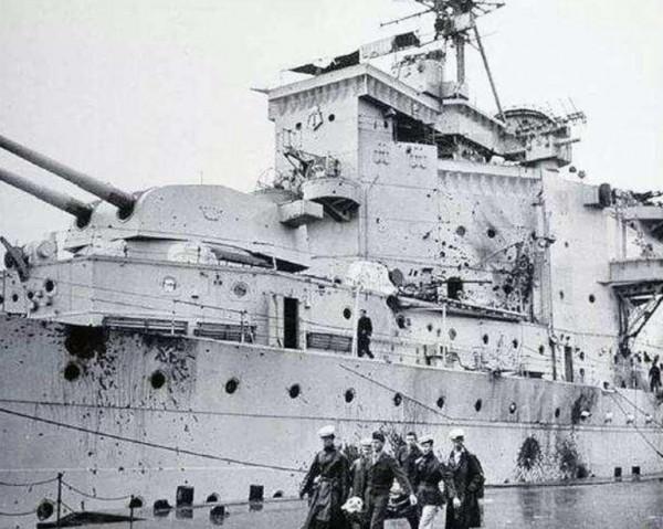 1949年紫石英號遭炮轟，英國要報復，毛主席：丘吉爾，你報復什麼