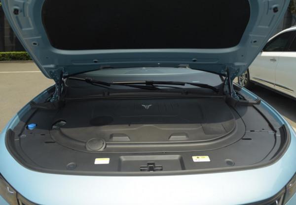 可加油可充電，零百加速4.5秒，嵐圖FREE購車手冊