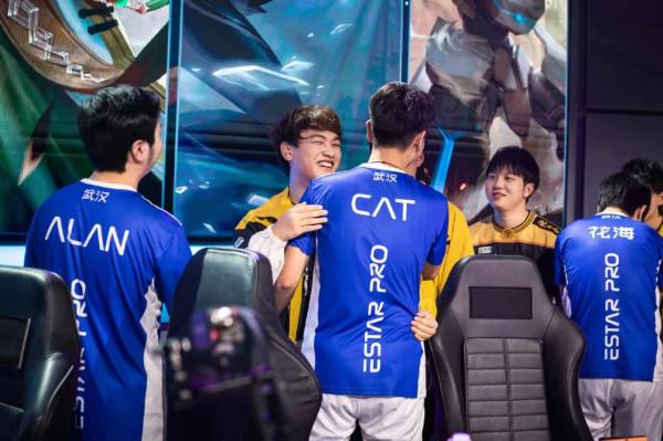 轉會期的神：貓神四次天價轉會全都成功，為何貓神這麼受歡迎？