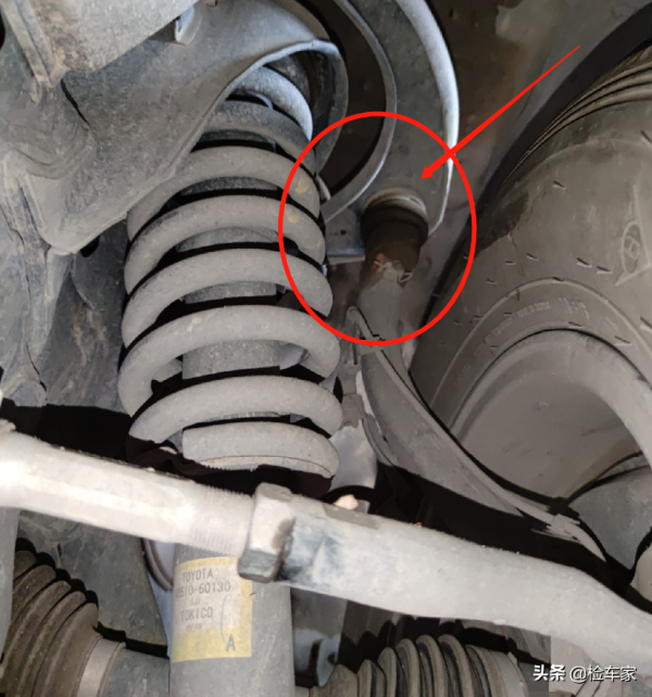 豐田蘭德酷路澤真有這麼好?新車74萬,開兩年還能賣80萬 豐田蘭德酷路澤真有這麼好?新車74萬,開兩年還能賣80萬