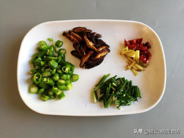 春天，不管有錢沒錢，這一道多做給孩子吃，補充營養助力長個頭