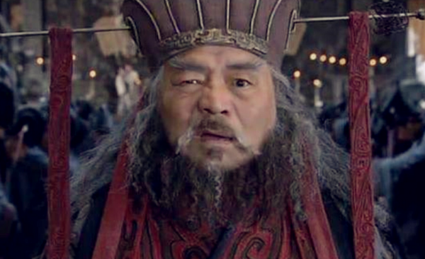 十八路諸侯討伐董卓，除了關羽就沒人能斬殺華雄？這五位大將不服