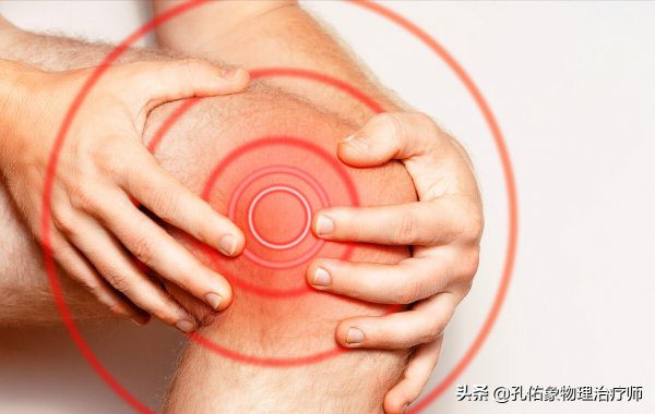 膝關節腫脹、積液、還伴疼痛,是啥原因引發的?該咋辦?請看此文 膝關節腫脹、積液、還伴疼痛,是啥原因引發的?該咋辦?請看此文