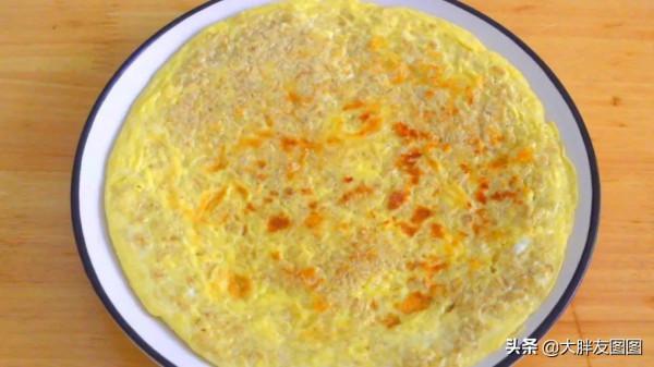 2勺燕麥，半杯牛奶，這樣做的早餐餅太軟了，快收藏起來