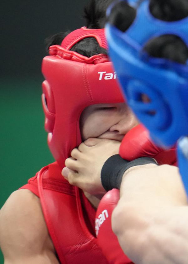 武術散打——男子75公斤級1/8決賽賽況