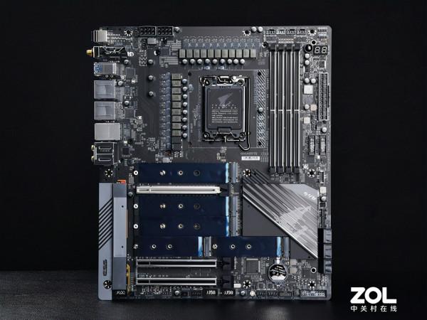 英特爾酷睿i9-12900K首測 技嘉超級雕Z690穩定輸出 英特爾酷睿i9-12900K首測 技嘉超級雕Z690穩定輸出