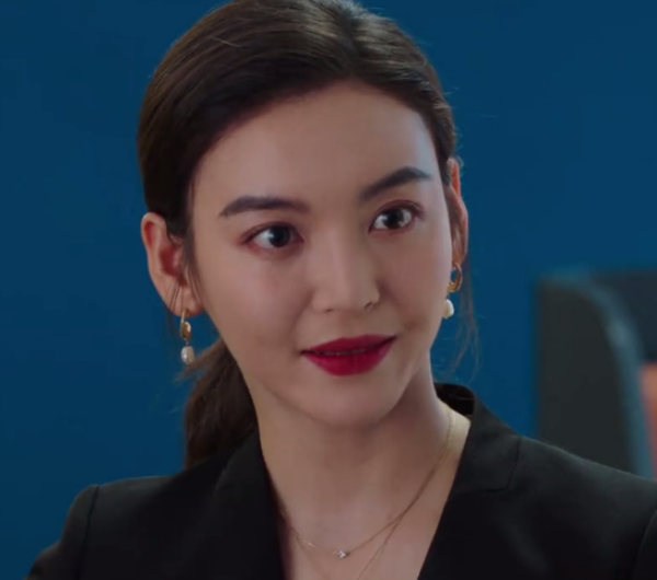 《完美伴侶》四大女神，高圓圓還是那麼美，但最有氣場的是鄔君梅