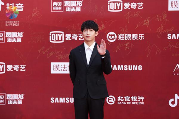 第11屆北京國際電影節開幕，鞏俐、吳京、佟麗婭等電影人亮相紅毯