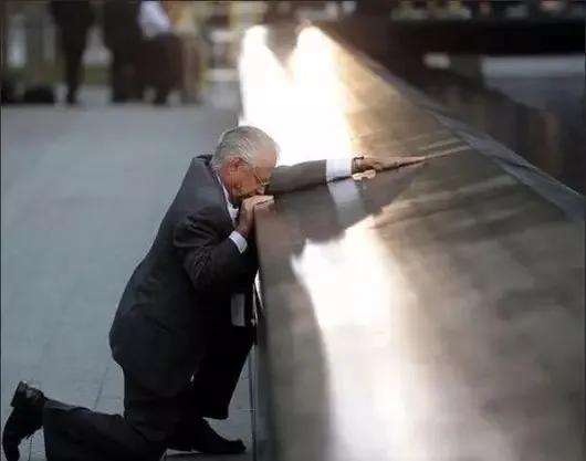 世界存在了幾十億年,人類只是初來乍到 世界存在了幾十億年,人類只是初來乍到