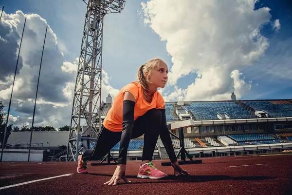 跑步時腳步聲不要太大，否則受傷機率會很高