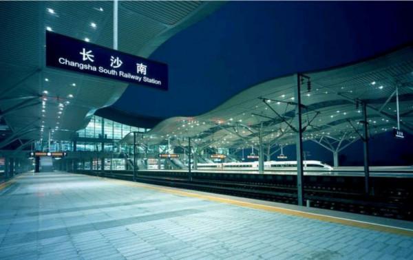 美國遊客拍下“長沙南站”建築,引發網友熱議:中國建設很強大 美國遊客拍下“長沙南站”建築,引發網友熱議:中國建設很強大