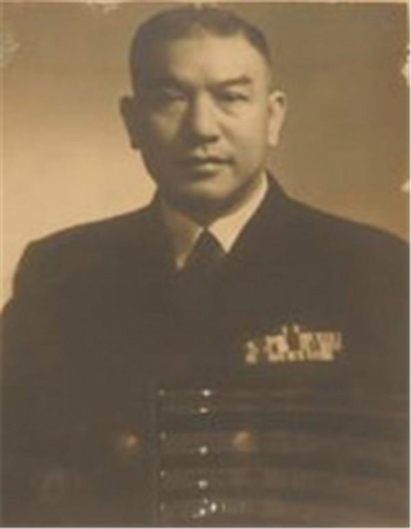 解放海南島的四位著名師長,大授銜時,四人都是什麼軍銜 解放海南島的四位著名師長,大授銜時,四人都是什麼軍銜