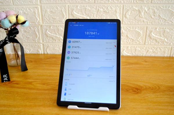 國產平板真逆襲了！酷比魔方釋出699平板，做工配置看齊iPad