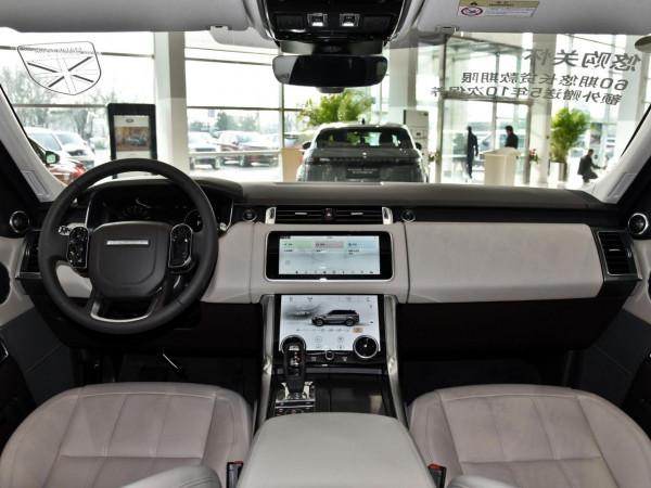 油耗降到2.7L，豪華進口大尺寸SUV，帶你看路虎攬勝運動版新能源