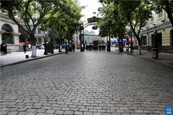 哈爾濱有條堪稱亞洲第一街:仿歐建築71棟,“黃金”鋪就的石頭路 哈爾濱有條堪稱亞洲第一街:仿歐建築71棟,“黃金”鋪就的石頭路