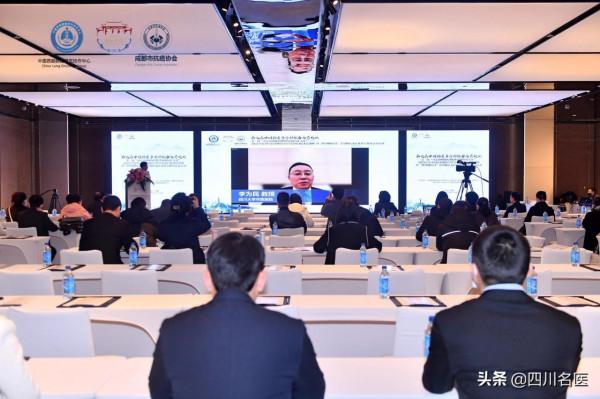 “1+2+3+4&gt;12”！8年9次MDT治療，肺癌晚期病人達到臨床治癒