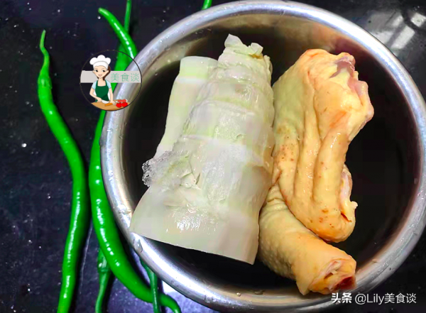 立冬快到了，我常買此吃，鮮香滋補又饞人，吃它能量滿滿，不怕冷