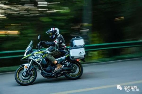 優選級休旅車，大運PTG300X動態測評