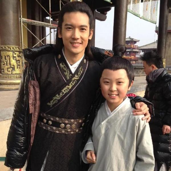 《羋月傳》童星變身海軍兵哥，網友直呼：這才是真偶像