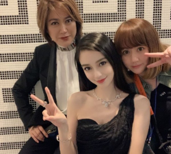 恭喜！柏安妮17歲女兒奪最佳新人獎，簽約古天樂公司出道不到一年