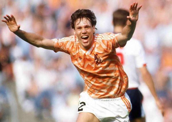 星耀尼德蘭:荷蘭足球歷史最佳11人,如此高大,也如此強大 星耀尼德蘭:荷蘭足球歷史最佳11人,如此高大,也如此強大