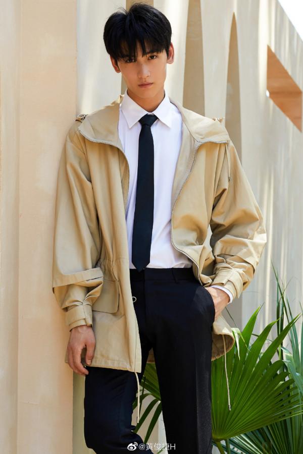 黃俊捷：95後小生參演過《斛珠夫人》《三生三世》，他到底是誰？