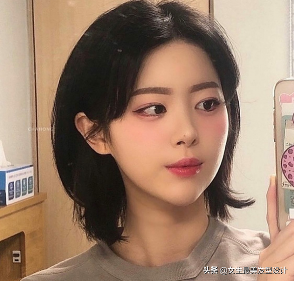 絕絕子“減齡齊脖短髮”