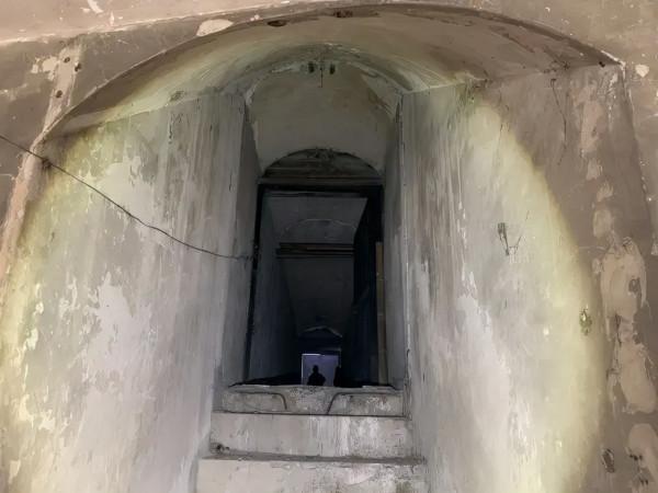 除了穿樓輕軌,李子壩還藏著一個超大地下金庫,內部照片曝光 除了穿樓輕軌,李子壩還藏著一個超大地下金庫,內部照片曝光