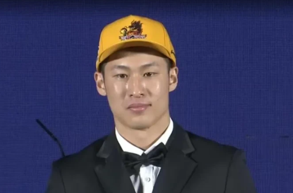 江蘇險勝山西!雙核穩健,全隊氣質+崔曉龍成驚喜,張寧該重用 江蘇險勝山西!雙核穩健,全隊氣質+崔曉龍成驚喜,張寧該重用