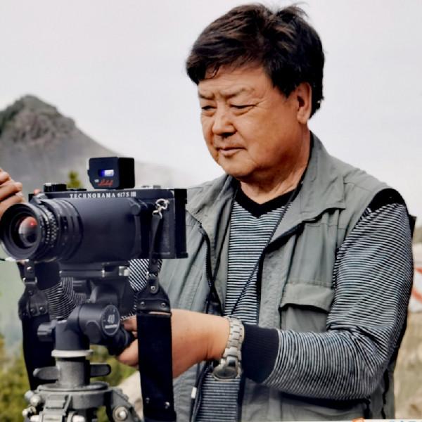 新疆有個五彩城